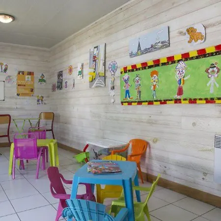 Mobil Cosy Avec Terrasse à - Api-1-52-317 Campeggio